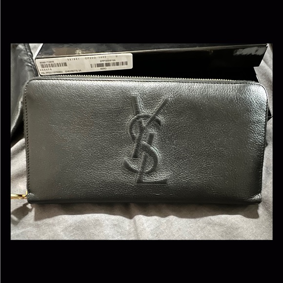 Yves Saint Laurent Chevrette Bell De Jour Clutch/Wallet - Picture 4 of 7